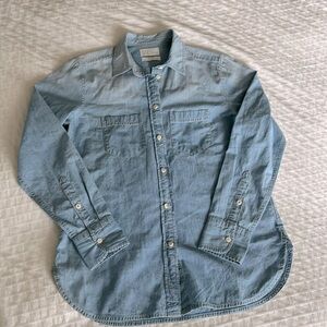 Like new light chambray